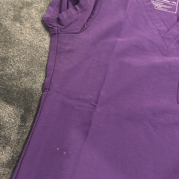 3 Sets of Figs Scrub Pants in Purple, khaki and Navy, all sized XXS - Picture 4 of 7